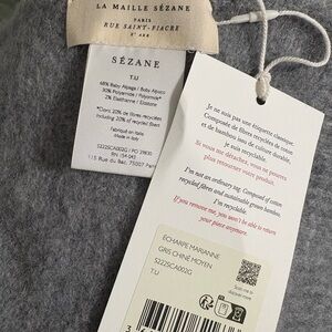 Sézane Marianne Scarf and Gloves